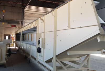 Heavy duty fuel intake conveyor